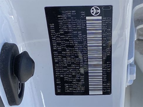 Certified 2025 Toyota Corolla LE image 14