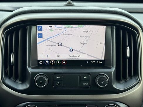 Used 2022 Chevrolet Colorado Z71 w/ Safety Package image 13