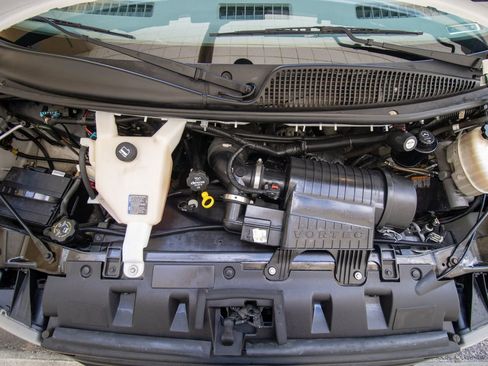 Used 2019 Chevrolet Express 3500 Extended w/ Driver Convenience Package RWD image 39