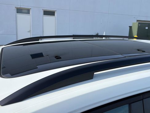 Used 2025 Volkswagen Atlas Peak Edition SE image 12