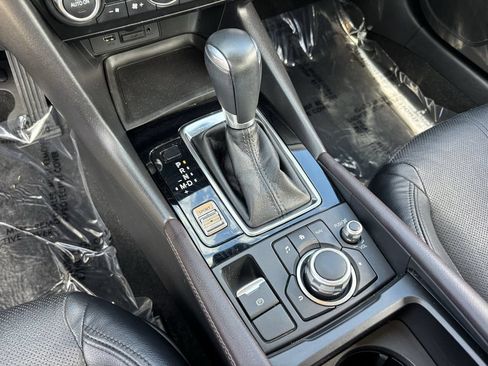 Used 2017 MAZDA MAZDA3 Grand Touring w/ Premium Equipment Package FWD image 23
