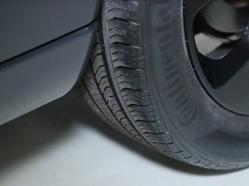 Used 2018 Jeep Compass Latitude w/ Popular Equipment Group image 35