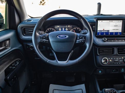 Used 2024 Ford Maverick Lariat w/ Black Appearance Package image 31