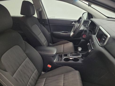 Used 2021 Kia Sportage LX image 21