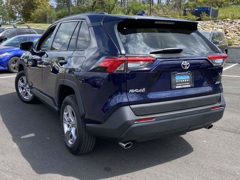 Used 2024 Toyota RAV4 XLE FWD image 5