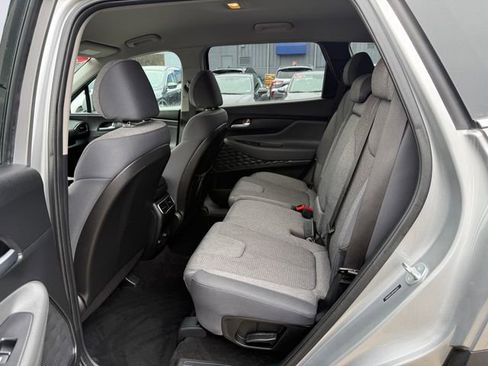 Used 2023 Hyundai Santa Fe SEL image 4