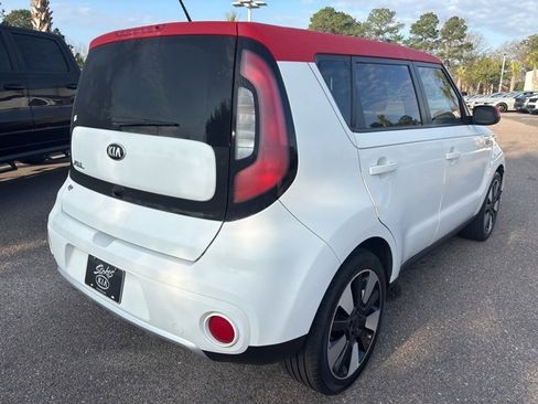 Used 2017 Kia Soul + w/ Designer's Package image 5