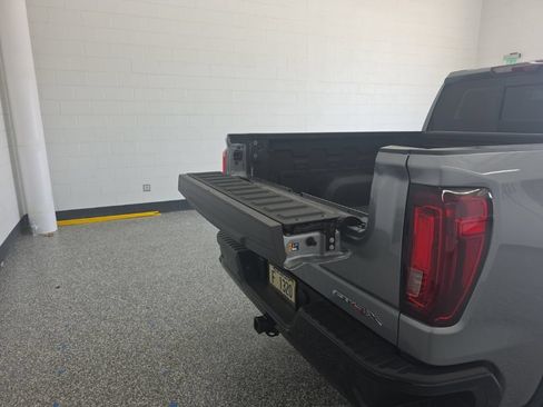 Used 2025 GMC Sierra 1500 AT4X AWD/4WD image 22