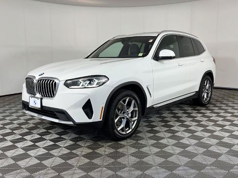 Used 2023 BMW X3 xDrive30i w/ Convenience Package AWD/4WD image 11
