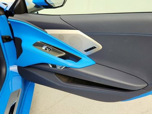 Used 2021 Chevrolet Corvette Stingray Premium Cpe w/ Z51 Performance Package image 29