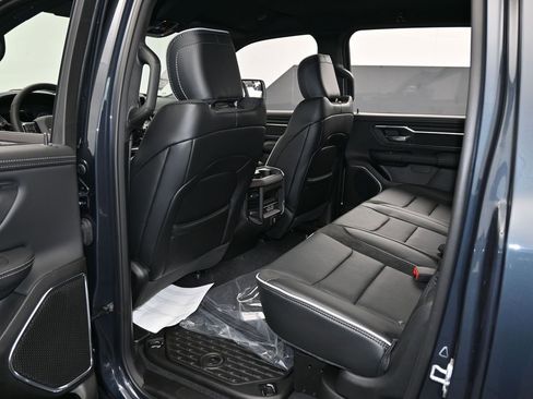 Used 2026 RAM 1500 Laramie AWD/4WD image 28