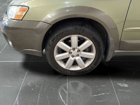 Used 2006 Subaru Outback 2.5i AWD/4WD image 19