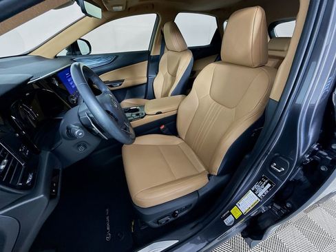 Certified 2024 Lexus NX 250 FWD image 22