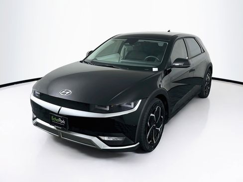 Used 2024 Hyundai Ioniq 5 SEL RWD image 3