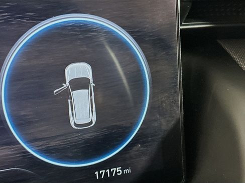 Used 2023 Hyundai Tucson SEL w/ Convenience Package image 17