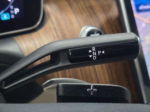 Certified 2025 Mercedes-Benz C 300 4MATIC Sedan image 16