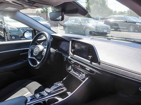 Certified 2022 Hyundai Sonata SEL w/ Convenience Package FWD image 21