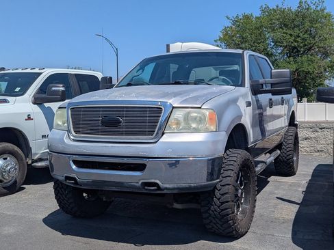 Used 2007 Ford F150 XLT AWD/4WD image 4
