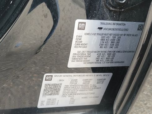 Used 2025 Chevrolet Silverado 1500 LT image 29