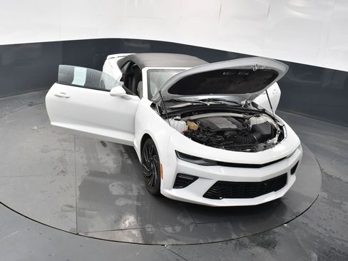 Used 2017 Chevrolet Camaro SS image 17