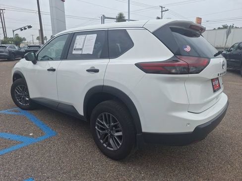 Used 2025 Nissan Rogue S AWD/4WD image 5