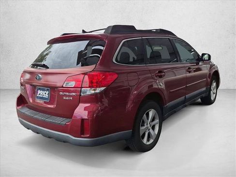 Used 2013 Subaru Outback 3.6R Limited AWD/4WD image 5
