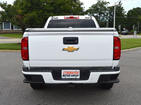 Used 2021 Chevrolet Colorado LT w/ Fleet Safety Package image 15