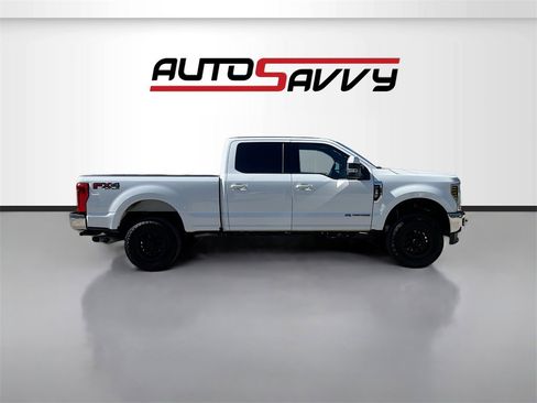 Used 2017 Ford F250 Lariat w/ Lariat Value Package image 8