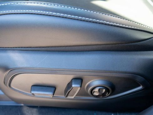 New 2025 Jeep Grand Cherokee Altitude image 16