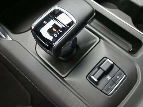 Used 2024 GMC Sierra 1500 Denali image 35