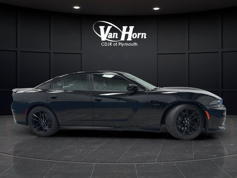 Used 2022 Dodge Charger Scat Pack w/ Daytona Edition Group RWD image 8