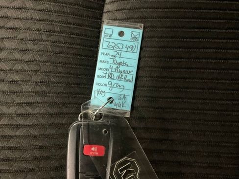 Used 2024 Toyota 4Runner TRD Off-Road image 36