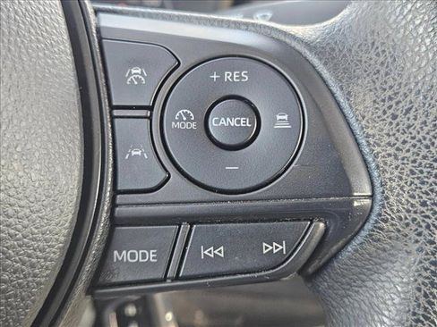Used 2023 Toyota Corolla LE FWD image 12