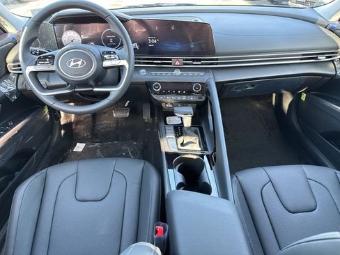 New 2026 Hyundai Elantra Limited image 16