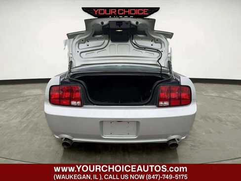 Used 2006 Ford Mustang GT RWD image 11