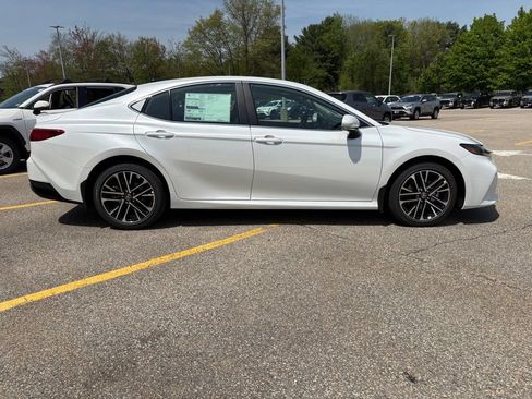 New 2026 Toyota Camry XLE AWD/4WD image 6