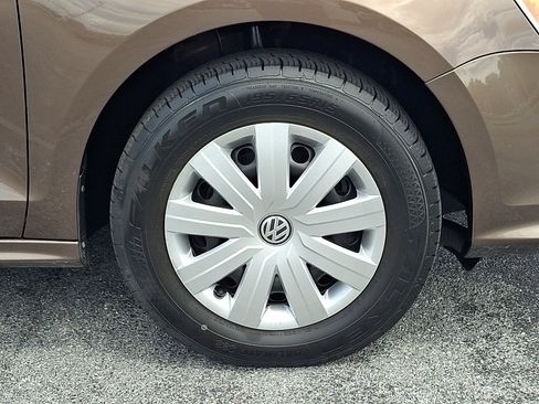 Used 2015 Volkswagen Jetta S FWD image 9
