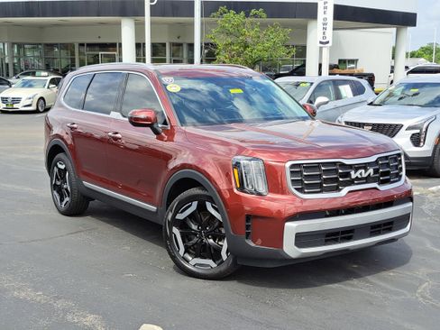 Used 2023 Kia Telluride S w/ S Sunroof Package image 29