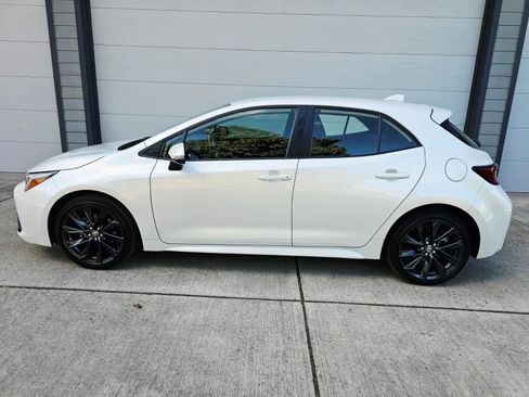 Used 2024 Toyota Corolla XSE image 2