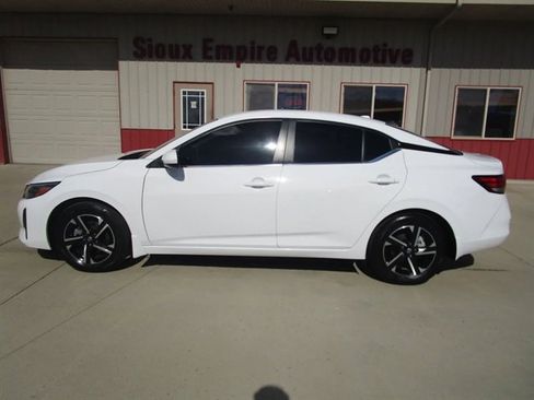 Used 2024 Nissan Sentra SV w/ All-Weather Package image 2