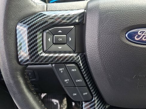 Used 2020 Ford F150 Lariat AWD/4WD image 22