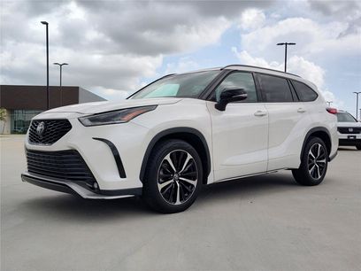 Used 2021 Toyota Highlander XSE