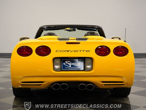 Used 2000 Chevrolet Corvette Convertible w/ Memory Pkg image 11