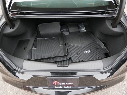 Used 2022 Cadillac CT4 V w/ Navigation Package image 10