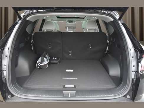 New 2025 Hyundai Tucson Limited image 13