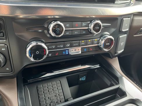 New 2026 Ford F250 King Ranch w/ Chrome Package AWD/4WD image 20