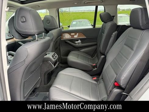 New 2026 Mercedes-Benz GLS 450 4MATIC image 16