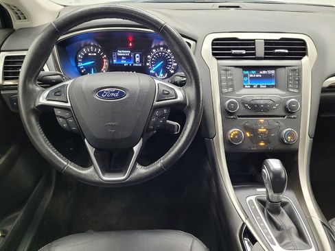 Used 2016 Ford Fusion SE w/ Equipment Group 202A image 22