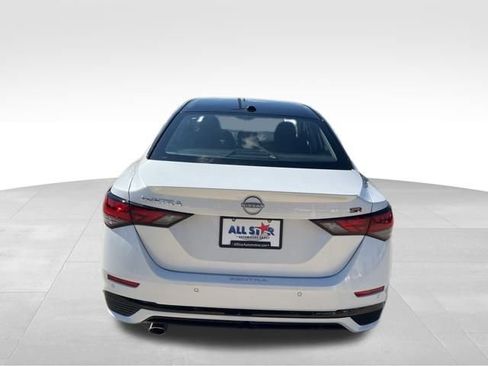 New 2025 Nissan Sentra SR image 6