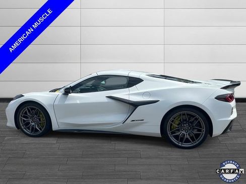 Used 2024 Chevrolet Corvette Z06 w/ Stealth Interior Trim Package RWD image 6